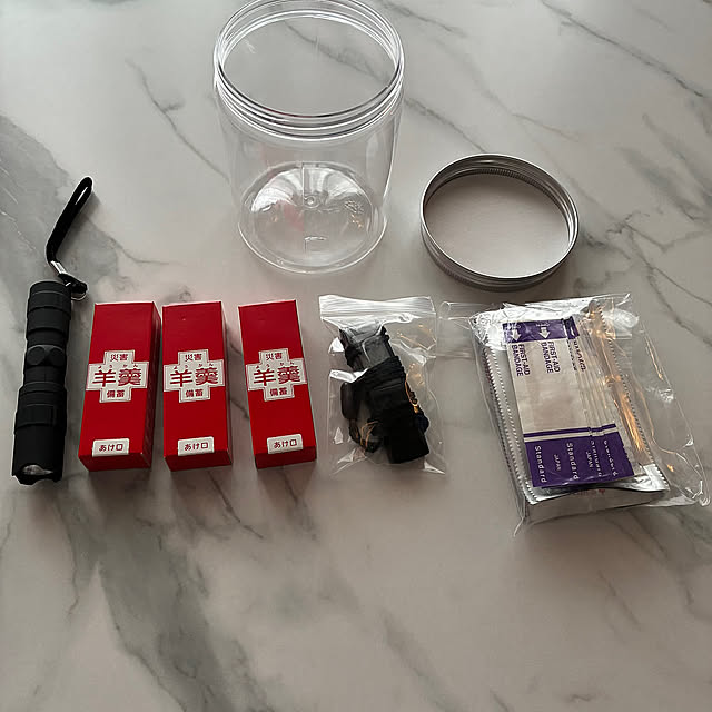 My Desk,キャンドゥのポーチ,ほぼダイソー,防災を考える kanaの部屋