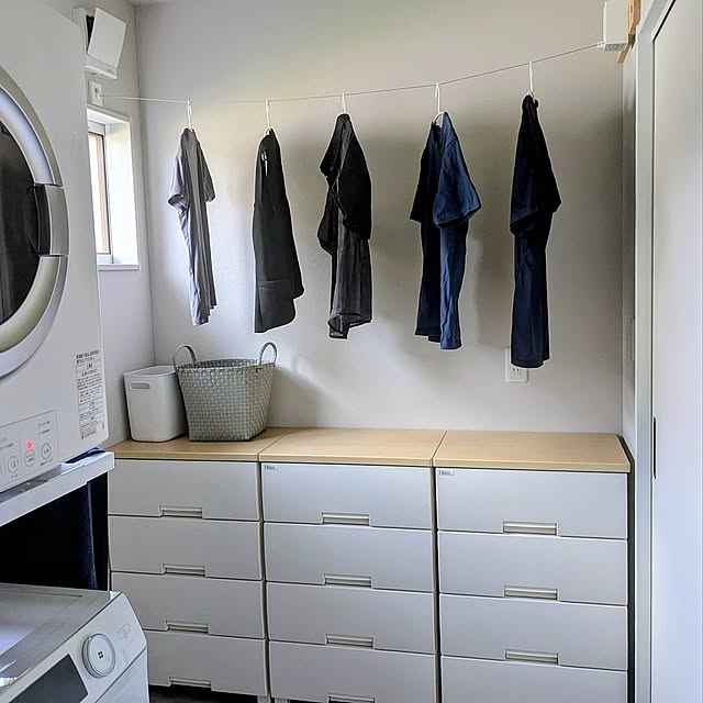 Bathroom,無印良品,イケア,ニトリ,北欧,ランドリールーム,ランドリールーム→クローゼット,乾太くん,乾太くん　8kgタイプ,乾太くん設置場所,乾太くんで快適な生活が送りたい,ハイアール洗濯機,塩ビタイル 床,北欧インテリア,北欧モダン,シンプルインテリア,北欧モノトーン,フィッツ,フィッツ収納ボックス,収納,チェスト,洗濯機周り,洗濯機まわりの収納,洗濯物干しスペース,モノトーン pannaの部屋