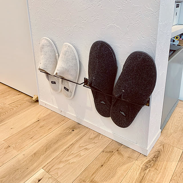 Entrance,ルームシューズ,スリッパ,あったか素材,room‘s,easywash,セリア,アイアンバー Minteaの部屋