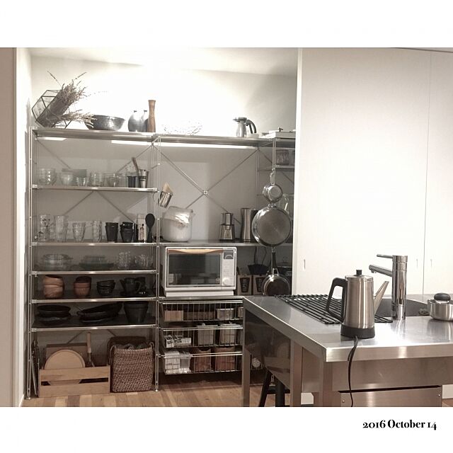 Kitchen,無印良品 炊飯器,±0 電気ケトル,amadana オーブンレンジ,食器棚 Hito-95の部屋