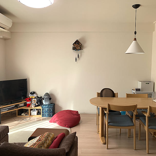 Lounge,リビングダイニング,マンション3LDK,西向きのリビング,西陽のあたる部屋,狭小住宅,マンション,マンション暮らし,すっきり暮らしたい,シンプルに暮らしたい,こどもと暮らす,すっきり暮らす,こどものいる暮らし,鳩時計,縦長リビング,ぬいぐるみと暮らす,ぬいぐるみ hatoの部屋