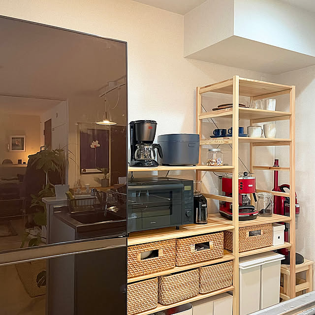 Overview,ルームツアー,観葉植物,無印良品,照明,ナチュラル,IKEA,テーブル,ラグ,IDEE,ZARA HOME,見せる収納,2LDK,2人暮らし,エバーフレッシュ,シンプルライフ,カフェ風インテリア,ペンダントランプ,清潔感,無印良品 収納,小物インテリア,壁につけられる棚,丁寧な暮らし,シンプルな暮らし,セレクトショップ風,ラグのある暮らし,テレビボード,アパレルショップ風,ソファ Kazuki___roomの部屋