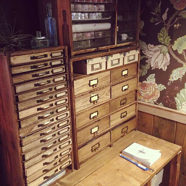 My Shelf,書類棚,DIY,雑貨,ハンドメイド,ダイソー,押入れDIY,100均,WALPA壁紙,アンティーク kyoの部屋