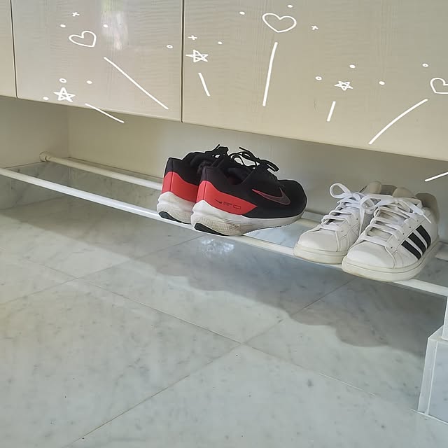 Entrance,おうちをキレイに保つ習慣,ダイソー,100均,つっぱり棒 whiteの部屋