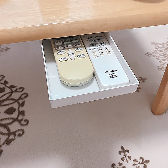 My Desk,買ってよかったもの,断捨離！収納見直し中！,3枚ÜP,取り付け式引き出し,ダイソー100均,コンパクト,プチプラ,プチプラインテリア,賃貸でも楽しく♪,丁寧な暮らし,すっきり暮らす,イベント参加します,いいね、コメントに感謝です(ᐥᐜᐥ)♡ᐝ,心地よい空間,コメントお気遣いなく(⁎ᴗ͈ˬᴗ͈⁎),いつも見てくださって感謝です(^^),皆さん優しい❤︎,RC の素敵なご縁に感謝♡ natsuの部屋