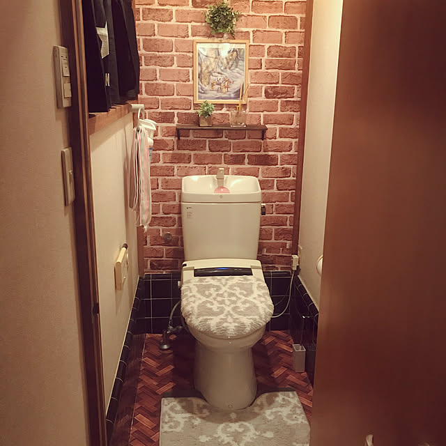 トイレの模様替え,ニトリクッションシート,100均,セリア,見てくださってありがとうございます♡,大掃除,リメイクシート,Bathroom seana3761の部屋