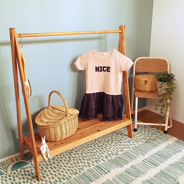 My Shelf,ラグ,オスモカラー チェリー,ハンガーラックDIY,シュガーバイン,アクセントクロス,DIY,すのこリメイク,いつもいいねありがとうございます♡ Rinの部屋