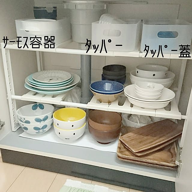 Kitchen,大東建託,1LDK,ふたり暮らし,収納,シンク下収納,ニトリ,伸縮性シンク下ラック,ダイソー,積み重ねボックス,タッパー,タッパー収納,お皿は貰い物かパ○まつり系(笑),tomomiﾁｬﾏの格言♥️,食器収納 ttmcyの部屋