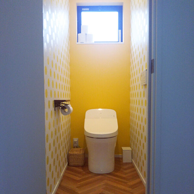 トイレ,ドット柄,水玉,クッションフロア,黄色のクロス,ヘリンボーン,TOTO,無印良品,久々です♪,Bathroom koba0329の部屋