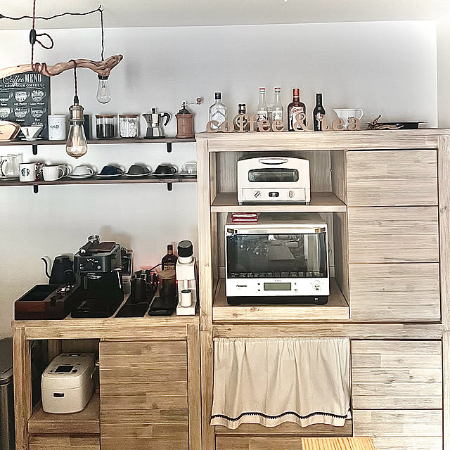 Kitchen,カフェスタイル,エスプレッソマシン,コーヒーグラインダー,コーヒーのある暮らし,アラジントースター,unico キャビネット,unico,キャビネット,カフェ風,カフェ,ナチュラルインテリア,お家カフェ,おうちカフェ,コーヒー,コーヒータイム,カフェ風インテリア,家カフェ,フォローすごく嬉しいです♡,いいね、フォロー本当に感謝デス☺︎,暮らしを楽しむ youの部屋