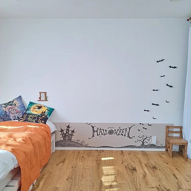 On Walls,DIY,一人暮らし,賃貸,1R,ひとり暮らし,賃貸アパート,築50年,賃貸でも楽しく♪,50㎡,0LDK,セリア,リメイクシート,落書き,ハロウィン,ハロウィン雑貨,ハロウィンディスプレイ Ryoの部屋
