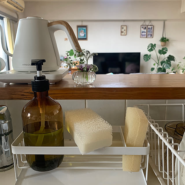 イベント参加です,Kitchen,キッチンカウンター,日用品,雑貨,好きな風景,暮らしを楽しむ,カゴ,癒し,いいね！ありがとうございます♪,お気に入りの場所,マンション,くつろぎ空間,日当たり良好,観葉植物のある暮らし,電気ケトルハコオギ,tower JUNの部屋