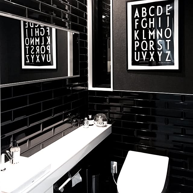 Bathroom,フォローして頂きありがとうございます！,いつもいいね！ありがとうございます♡,タイル,モノトーン,白黒インテリア,海外インテリアに憧れる,THE LAUNDRESS,DESIGN LETTERS,TOTO satomix0120の部屋