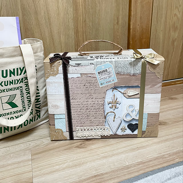 yumirinちゃんありがとう♡,トランクケース風,紙もの収納,ダンボールリメイク,新生活,引越しました♪,賃貸でも楽しく♪,コメントお気遣いなく♡,イベント参加,ひとり暮らしを楽しむ,RCでの出会いに感謝♡,古くて狭〜いアパート,Lounge watakoの部屋