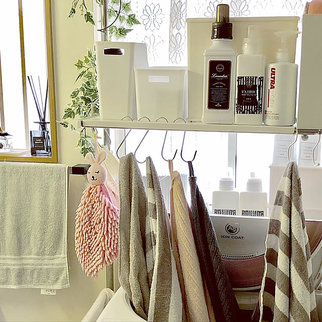 S字フック活用法,IKEA,ねこのいる日常,いつもいいねやコメありがとうございます♡,ニトリ,セリア,みなさまに感謝♥,グレイホワイト時々ピンク,Bathroom nnmmの部屋