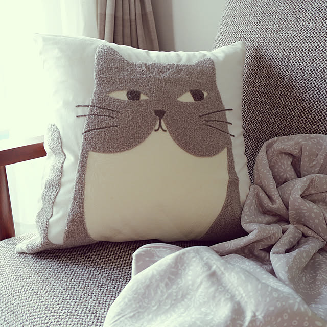 Nクール 膝掛け,ひとめぼれ♡,ねこ,クッションカバー,デコホーム,ニトリ,1LDK,見ていただいてありがとうございます♡,北欧ミックス,賃貸,1LDK 1人暮らし,北欧好き,北欧テイスト,北欧風に憧れる,一人暮らし,北欧風ナチュラル,Entrance Azukiの部屋