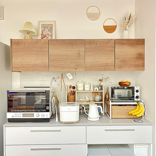 Kitchen,アイレベルウォールキャビネット,ナチュラルキッチン,キッチンインテリア,クリスタルカウンター,TOTOキッチン,カップボード,キッチン背面収納,キッチンレイアウト,お家見直し,雑貨,ドライフラワー,フラワーベース,インテリア雑貨,一条工務店,一条工務店 ブリアール m.の部屋