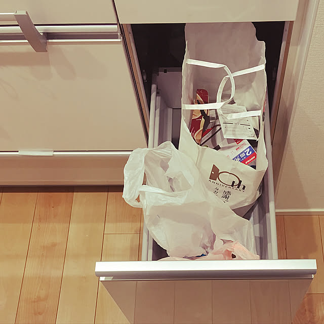 Kitchen,ゴミ箱,ゴミ 分別,ミニマリスト,なんにもない,断捨離 ioioioの部屋