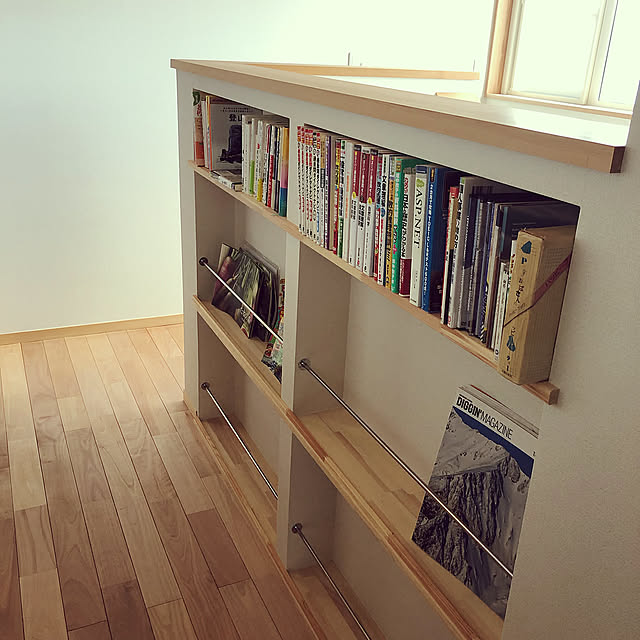 2階廊下,本棚,廊下収納,廊下,廊下の壁,ニッチ,My Shelf viwaの部屋