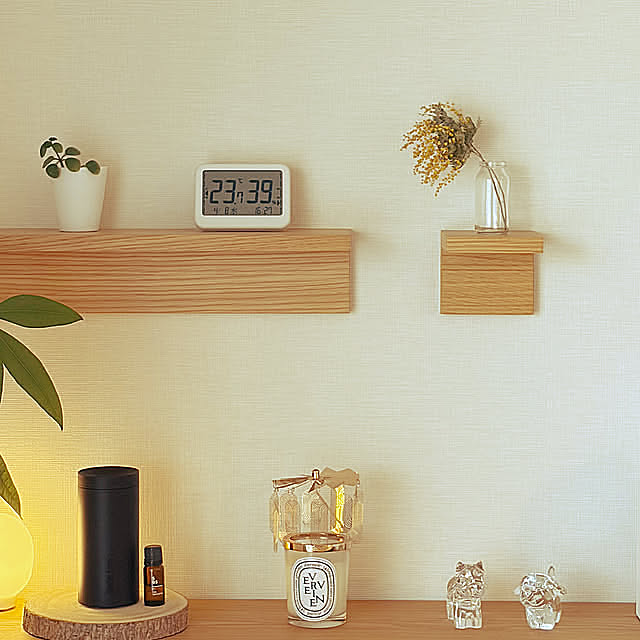 My Shelf,デジタル時計,無印良品,マンション,ナチュラルインテリア,温湿度計,無印良品 壁に付けられる家具,RHYTHM,くらしのリズムを整える,リズムアンバサダー Anthuriumの部屋