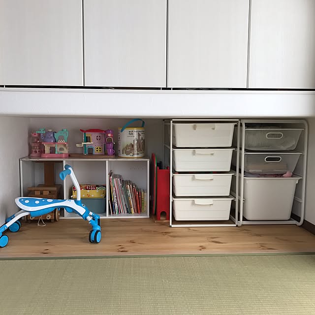 My Shelf,ニトリの三段ボックス,オモチャ収納,たたみコーナー,イケア,吊り収納,IKEA,無垢の床,和室 .miumiu.の部屋