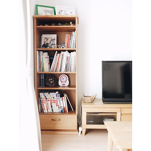 Lounge,アルダー材,テレビ台,テレビボード,イケア,北欧,本棚,シンプル,instagram→a_m_u_11_,ナチュラル,Instagramやってます,ナチュラルインテリア,インスタやってます！,マイホーム,kamuhome amu11の部屋