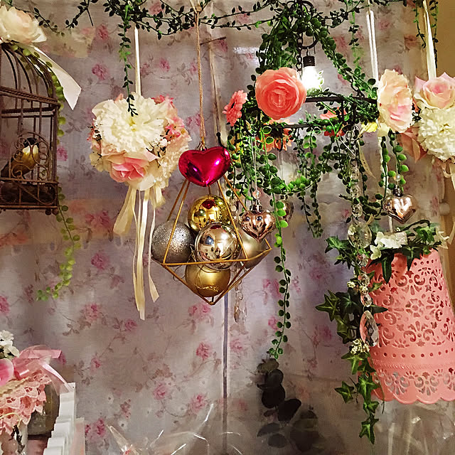 Entrance,フェイクフラワー,ガーランド,とりかご,フラワーボール♡,LED電球,テラリウムオーナメント,クリスマス,ダイソー,クリスマスボール,ハート,100均,10分でできる,雑貨,いつもありがとうございます♪感謝☆,RCカントリー倶楽部☆ shigetanの部屋