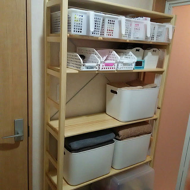 Bathroom,シンプル,狭小住宅,シンプルが好き,無印良品,パイン材ユニットシェルフ,脱衣所,脱衣所収納棚,やわらかポリエチレンケース,ダイソー,ふわりら,ヒオリエ,バスタオル,タオル収納 masumiの部屋