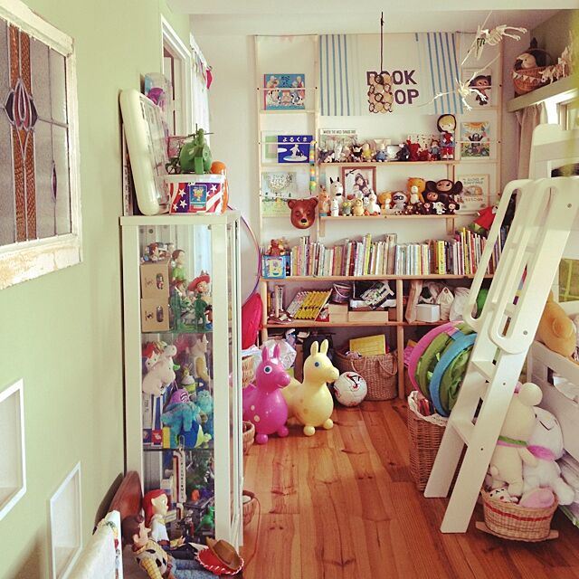 Overview,子供部屋,おもちゃ,絵本コーナー,ごちゃごちゃ部入部希望♡,三人部屋 chi-chi-の部屋