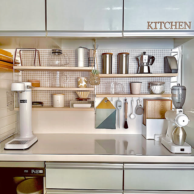 Kitchen,山崎実業,収納,炭酸水メーカー,カフェ風インテリア,コーヒーグッズ,キッチン背面,キッチン収納,壁面収納,ナチュラルインテリア,北欧ナチュラル,ストリングシェルフ,壁紙屋本舗 miyuの部屋