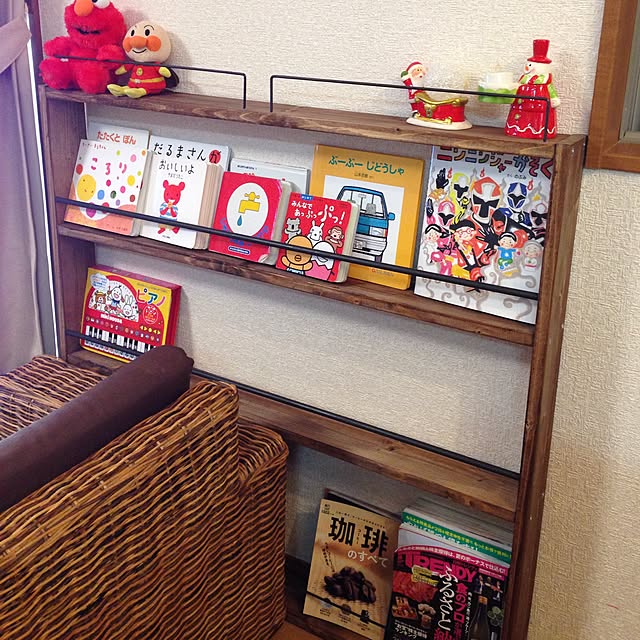 My Shelf,アイアンウォールバー,絵本棚,ブックシェルフ,DIY,手作り,クリスマス,セリア ka7konakaの部屋