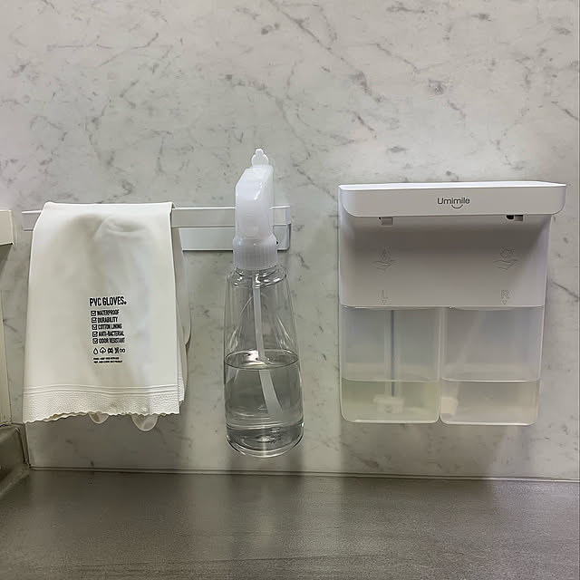 浮かせる収納,百均,ゴム手袋,Kitchen,キュキュット泡スプレー,一人暮らし,1LDK,ソープディスペンサー,ホワイトインテリア jeyの部屋