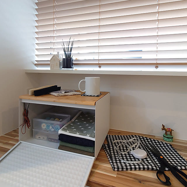 My Desk,ブレッドケース,キッチン収納,バンブー,ライフスタイルショップFUNFUN,手芸用品収納,ナチュラル,ミシンコーナー,タチカワウッドブラインド,スタディカウンター,天井高2700,ウッドブラインド,ウッドブラインド(オーダーメイド),建売住宅,YKKap kouの部屋