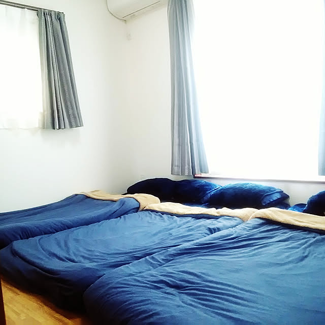 Bedroom,ニトリ,シンプル,布団派,こどもと暮らす。,寝室,冬支度,シャワーで洗える敷布団,ブルーインテリア akatomoの部屋