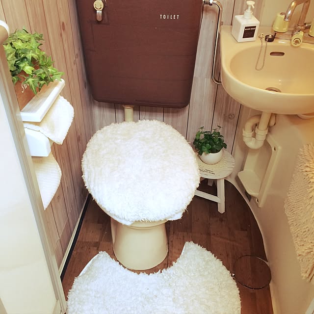 Bathroom,ユニットバスのインテリア,賃貸ワンルーム,ベルメゾン,フェイクフラワー,mt CASA,キャンドゥ,一人暮らし poppoの部屋