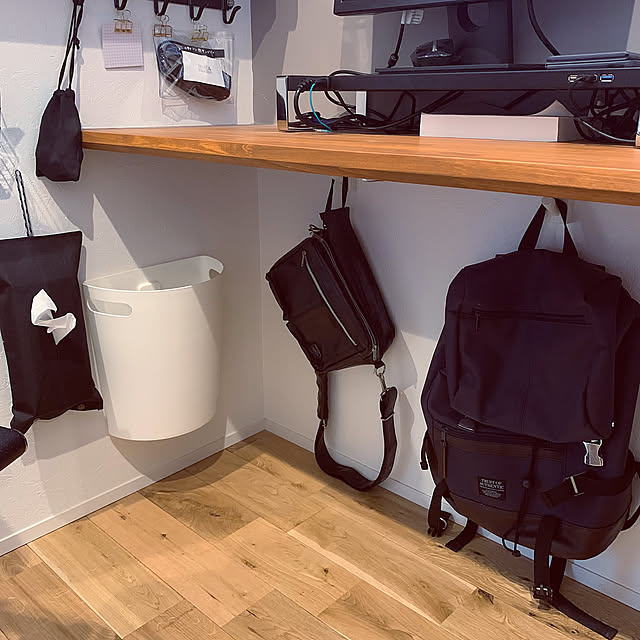 On Walls,ゴミ箱,小さなお部屋,無印良品,100均,書斎,ワークスペース,セリア,連続投稿すみません Minteaの部屋