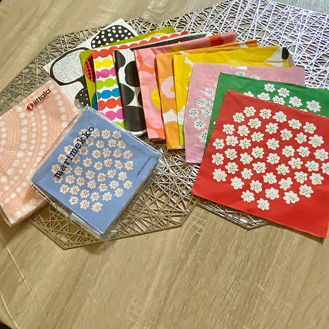 Lounge,ペーパーナプキン,マリメッコペーパーナプキン,雑貨,RoomClip運営チームの皆様に感謝♡,見てくださりありがとうございます◡̈⃝♡,マンション一階角部屋庭付き YuuKoの部屋