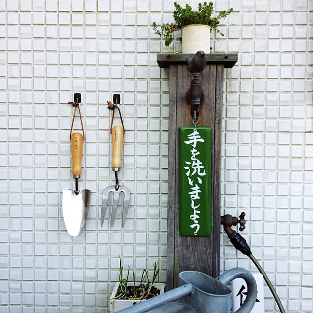 HAWS,Burgon&Ball,多肉,鳥の水栓,コマンドフック,DIY,屋外,フック,ウッドデッキ,梅干しテラス mamezoの部屋