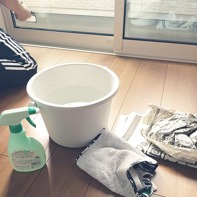 On Walls,暮らしのひとコマ,大掃除,大掃除中,大掃除始めました,暮らしを楽しむ,心地よい暮らし,窓拭き,掃除 tan5の部屋