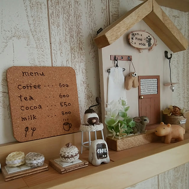 Bedroom,ハンドメイドのある暮らし,ナチュラルが好き,ナチュラル,お友達の作品♡,小さな幸せを感じる生活,楽しいひととき,ナチュラルインテリア,コメントお気遣いなく♡,白×木が好き,ディスプレイ棚,ナチュラル雑貨,ナチュラルが好き♡,RCの出会いに感謝♡,小さな雑貨たち,ミニミニ♡,gumiちゃんのミニチュアハウス,kaoriちゃんのコースター❤️,mogちゃんのミニチュア♡,妹のミニチュア編み物 naoの部屋