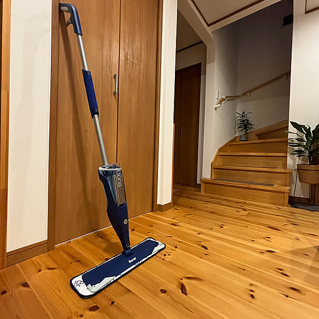 【推しアイテム】床がサラサラに♪bona プレミアムスプレーモップ by lalalaさん