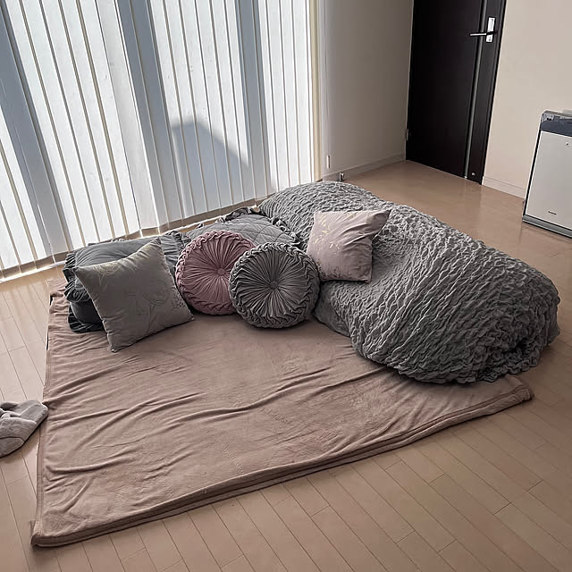 Overview,いつもデコホーム実費モニター、笑,デコホーム2024 モニターのような。,デコホーム♡,だいたいニトリさん,Francfranc,デコホーム,ニトリ,グレー好き♡,好きなもの詰め込んだらこうなった,好きなものに囲まれた暮らし,オリジナルのカウチソファ風,ソファに憧れて,グレーインテリア,リビング rikuerinka86の部屋