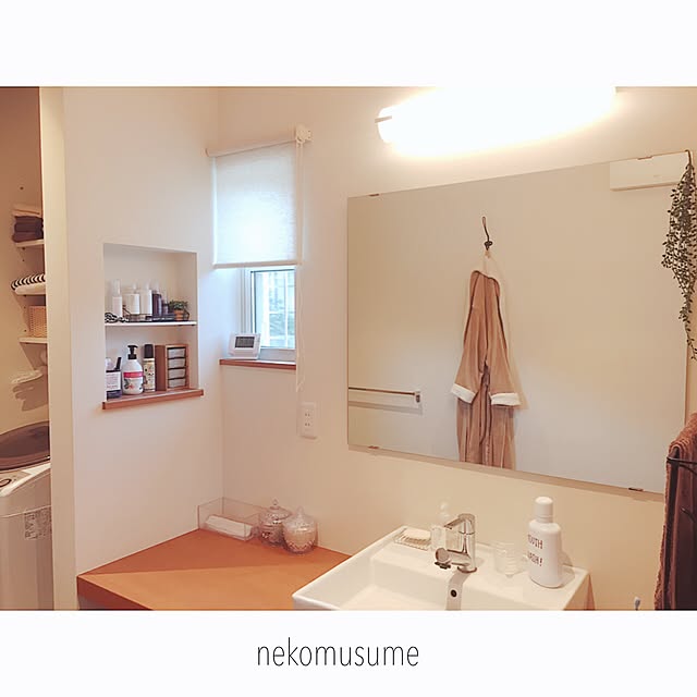 Bathroom,お値段以上ニトリ,ロールスクリーン,ニトリ,小窓,洗面所 nekomusumeの部屋