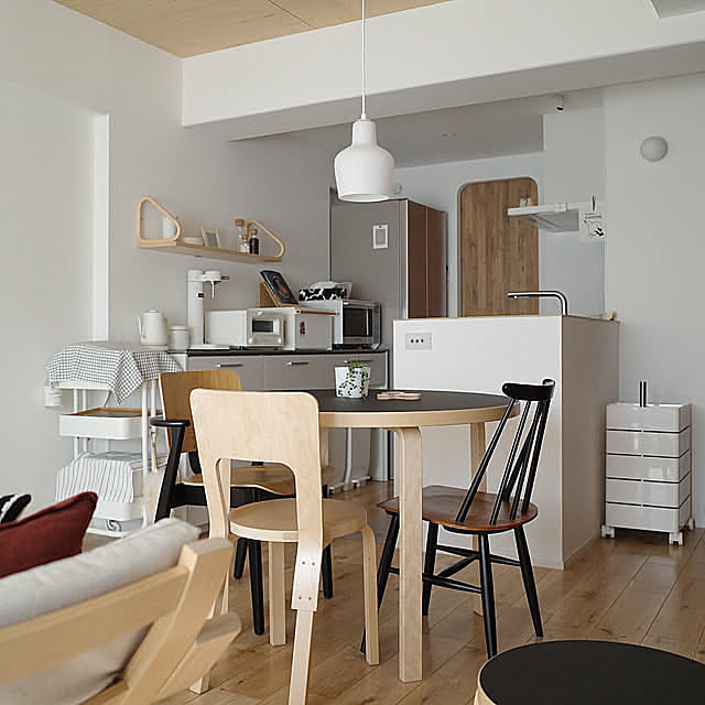 Lounge,360°Container,360°回転,MAGIS,マジス,ワゴン収納,アルテック,北欧インテリア,北欧家具,artek,アアルト,北欧ナチュラル seven.hausの部屋