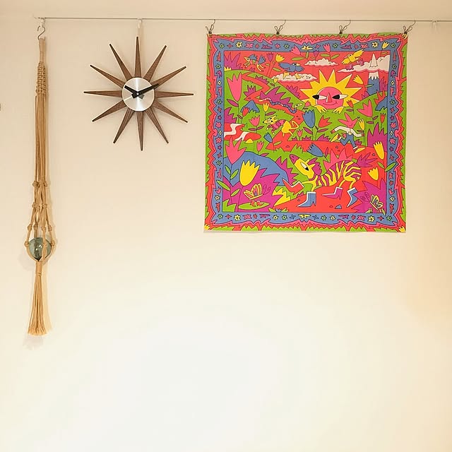 On Walls,時計,インテリア,シンプルに暮らす,好きなものだけ,丁寧な暮らしより楽しい暮らし,掛け時計,ニトリの時計,ニトリ uwblue_の部屋