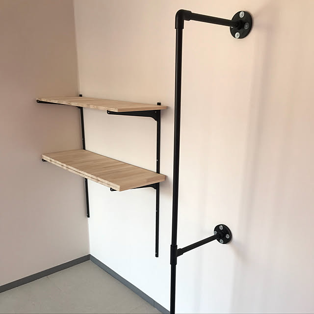 Entrance,ハンガーラック,塩ビパイプDIY,セルフリノベーション,スタジオ springの部屋