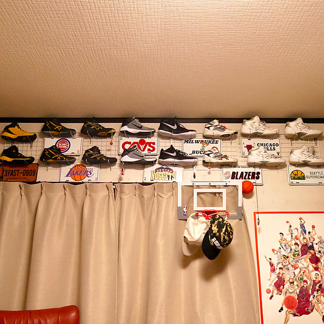 On Walls,R.C.B.C,スラムダンク,バスケットボール,ワイヤーネット,NBA,バッシュ,バスケ,壁面収納 sakagonの部屋