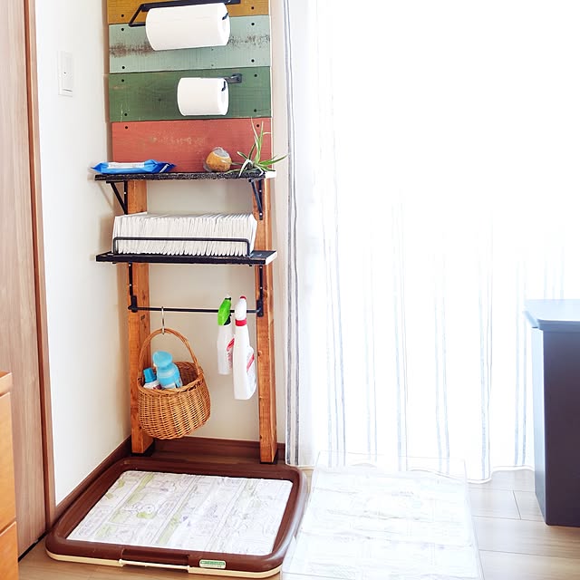My Shelf,ラブリコ,2×4材,手作り,RC広島支部,ツッパリ,犬のトイレ,インスタ aya_hara1121,植物,新婚,DIY,マンションインテリア,連投すみません,新築マンション,トイレットペーパーホルダー,犬のトイレ上収納,2人暮らし,LABRICO hara0707の部屋