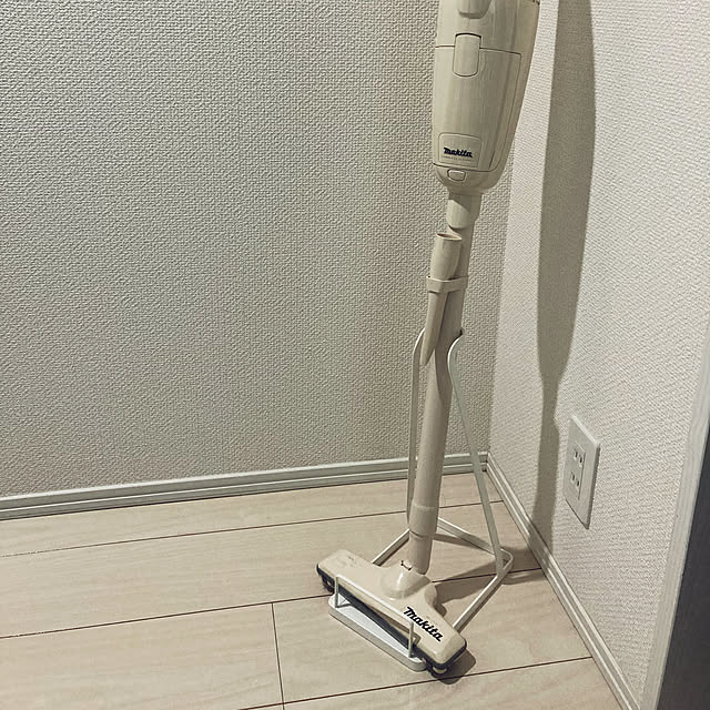 マキタ掃除機,RoomClipショッピング,シンプルインテリア,山崎実業 tower,Overview tomoの部屋
