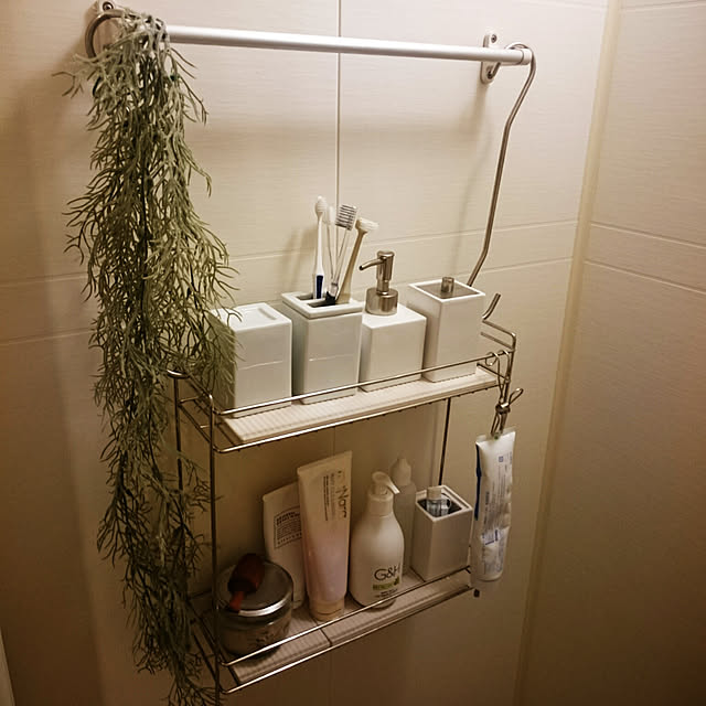 Bathroom,せまくても諦めない！,ig→sachiy028,1K,賃貸,Daiso,ひとり暮らし,ひとり暮らしをとことん楽しむ！,ひとり暮らし 1K,シンプルライフ,白黒インテリア,モノトーン,KEYUCA,ユニットバス,二点ユニットバス sachiy028の部屋